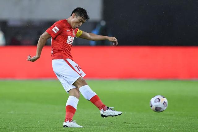 崔永熙31+10广州胜浙江 高登31分四川不敌北控